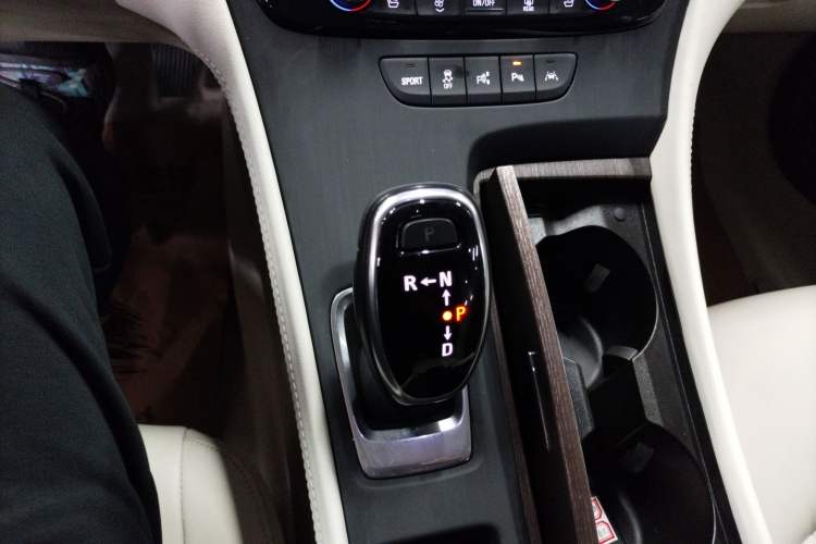 Used Buick LaCrosse 2021 Avenir Avia First-Edition Model
