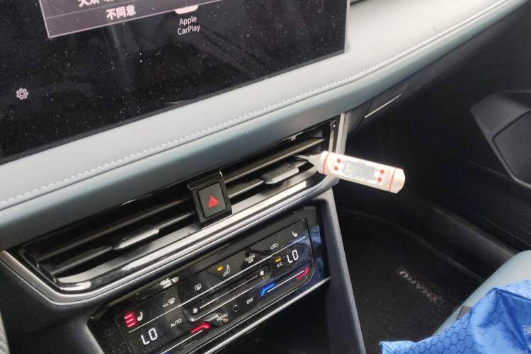 Used Volkswagen Tharu 2024 300TSI Two-Wheel-Drive Moon Luxury Edition