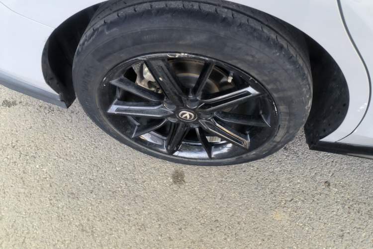 Used Changan UNI-V 2022 1.5T Prestige Version
