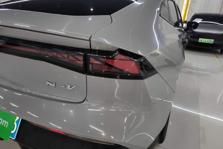 Used Changan UNI-V 2022 1.5T Prestige Version