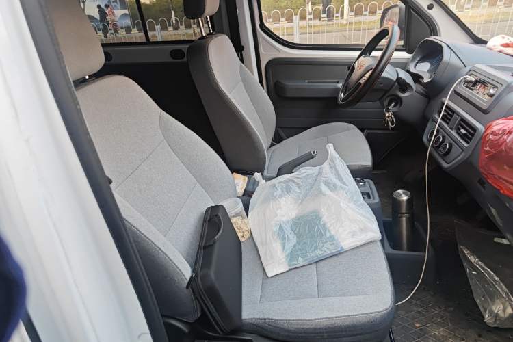 TDK.VehicleDetails.img