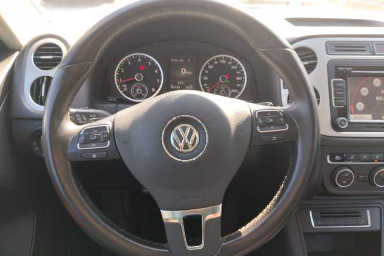 Used Volkswagen Tiguan 2015 1.8TSI Automatic Two-Wheel Drive Luxury Model