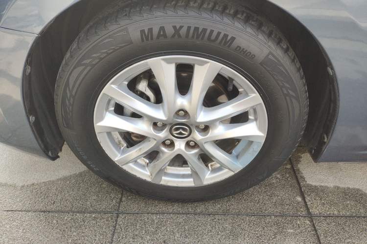 Used Mazda Mazda 3 Axela 2017 Sedan 1.5L Automatic Luxury Model Emission Standard China V
