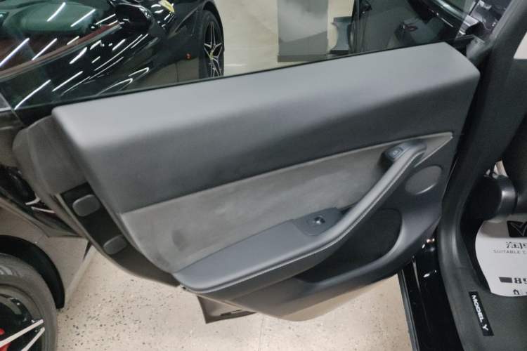 Used Tesla Model Y 2022 Performance High-Performance All-Wheel-Drive Version
