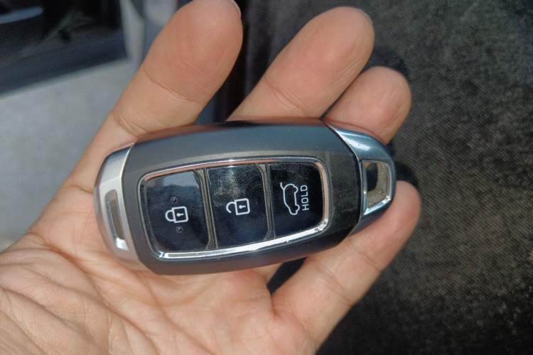 Used Hyundai Santa Fe 2019 380 TGDi TOP Automatic All-Wheel Drive Flagship (HTRAC) – China VI Standard