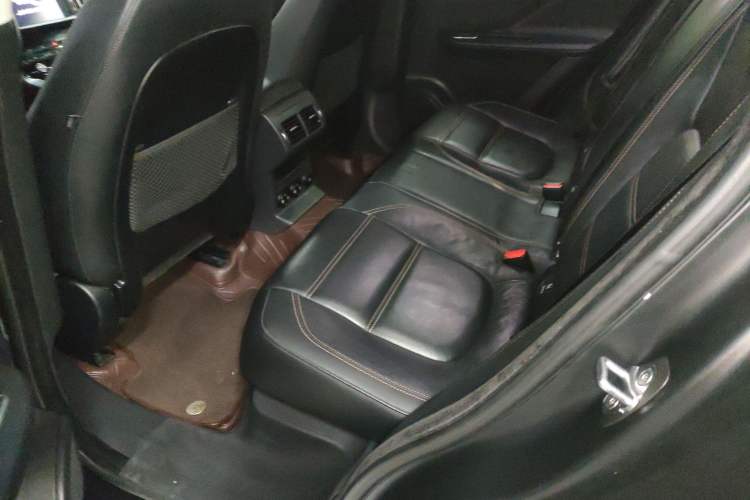 Used Jaguar F-PACE 2018 2.0T Four-Wheel Drive Urban Luxury Edition
