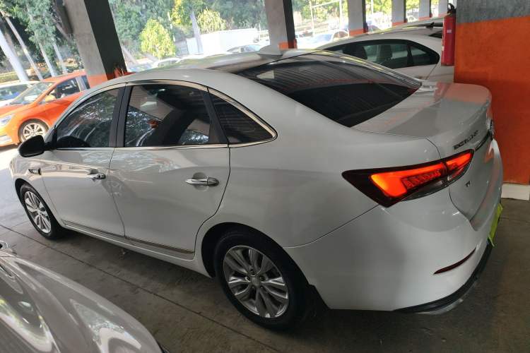 Used Buick GT 2018 15T Dual-Clutch Elite Model China V Standard
