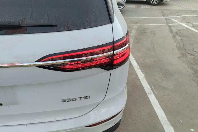 Used Volkswagen Viloran 2024 330TSI Luxury Edition