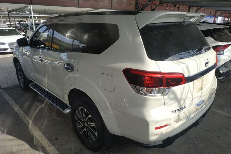 Used Nissan Terra 2018 2.5L Automatic 2WD Smart Enjoyment Version
