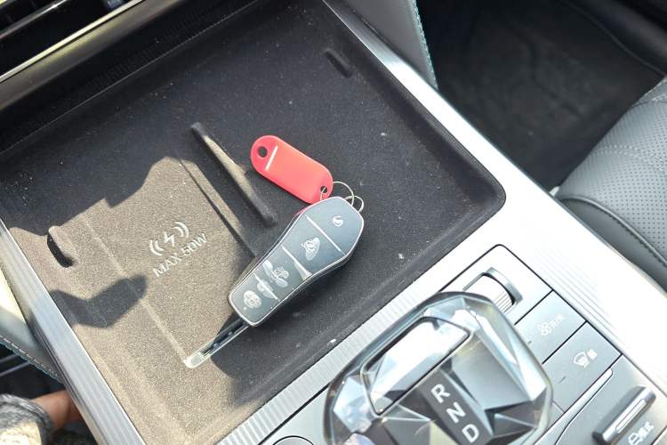 Used BYD Song L DM-i 2025 Intelligent Driving Version 112 km Beyond-Range Type