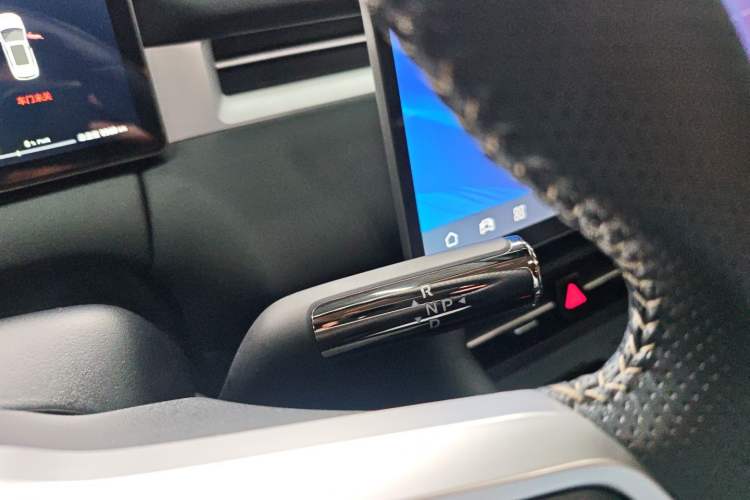 Used  E5 PLUS 2025 165 km Long-Range Version 7 Seats
