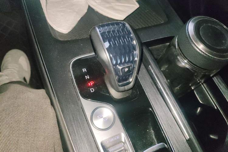 Used GAC Trumpchi GS8 2022 Linghang Series 2.0 TGDI Two-Wheel-Drive Luxury Smart Connectivity Version (7 Seats)