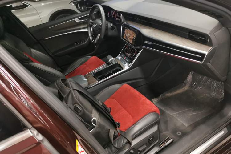 Used Audi A6L 2019 40 TFSI Luxury Dynamic Model
