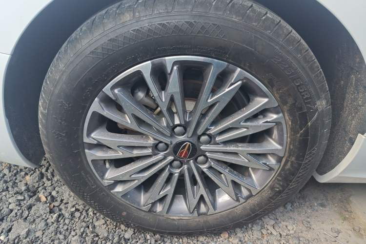 Used Hongqi H5 2024 1.5T DCT Smart Connect Flagship Edition
