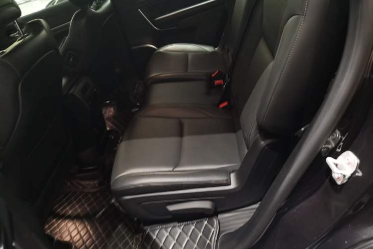 Used  Grand Commander 2018 2.0T Four-Wheel Drive Smart Enjoyment Version China V Emission Standard
