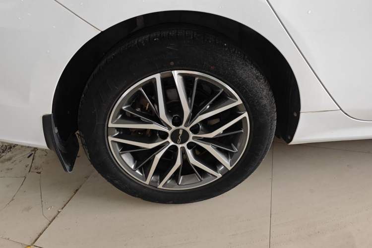 Used BYD Qin PLUS 2021 DM-i 55KM Flagship Model
