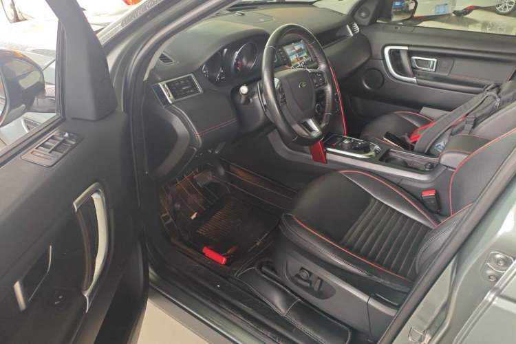 Used Land Rover Discovery Sport 2019 240 PS SE Dynamic Version China VI Standard