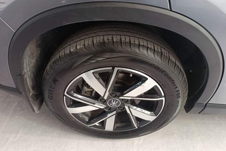 Used BYD Song Pro New Energy 2024 HONOR Edition DM-i 71KM Navigation Model