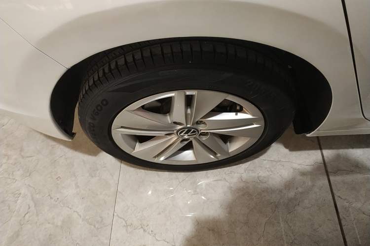 Used Volkswagen Golf 2023 200TSI DSG