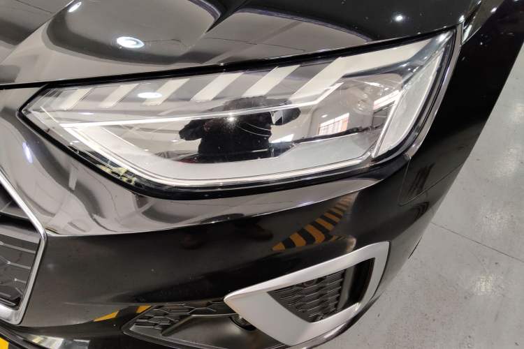 Used Audi A4L 2020 40 TFSI Luxury Dynamic Model
