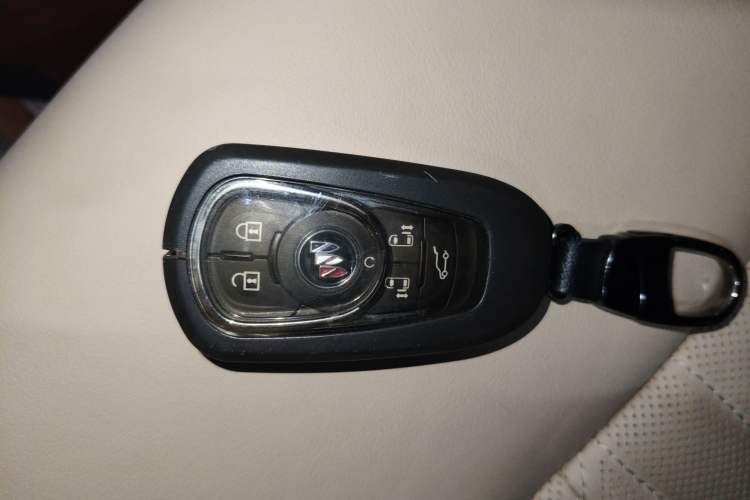 Used Buick GL8 2022 ES Landtrek 653T Flagship Model
