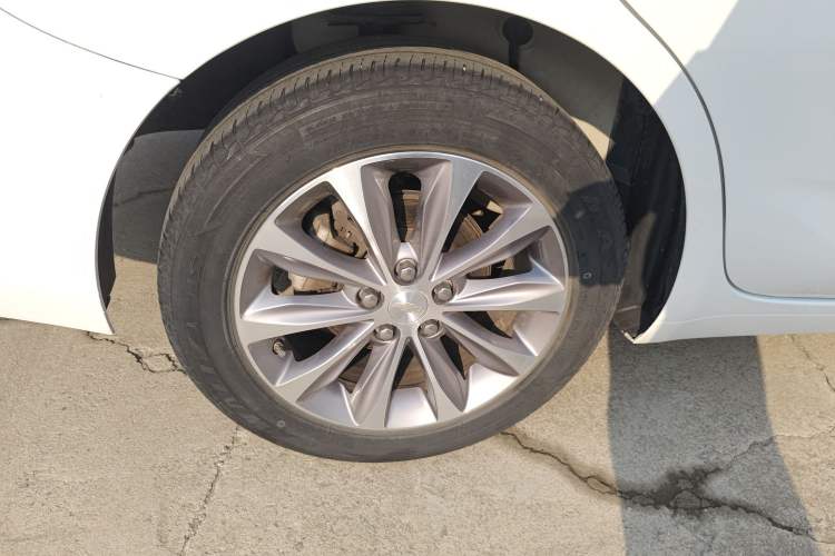 Used Chevrolet Monza 2020 320 Automatic Enjoyment Edition
