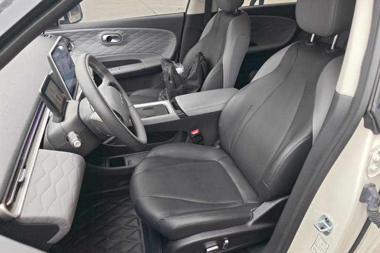 Used Dongfeng NAMMI 01 2024 New Edition 330 Plus Smart+
