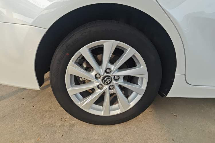 Used Toyota Camry 2021 2.0G Luxury Edition