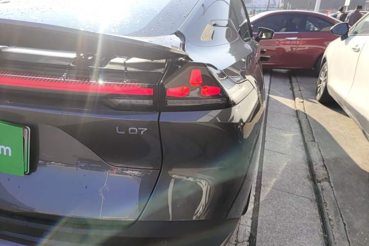 Used  L07 2025 230 Ultra with DeepBlue Intelligent Driving AD PRO Extended-Range Version
