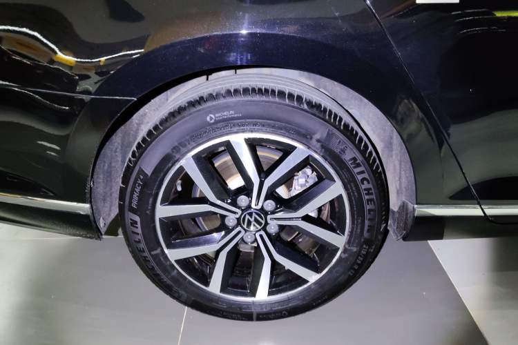 Used Volkswagen Magotan 2020 330TSI DSG Leading Model
