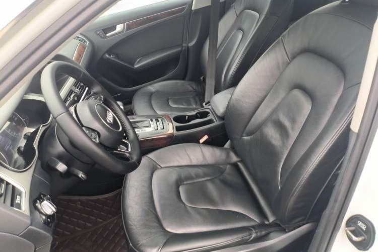 Used Audi A4L 2015 35 TFSI Automatic Comfort Model
