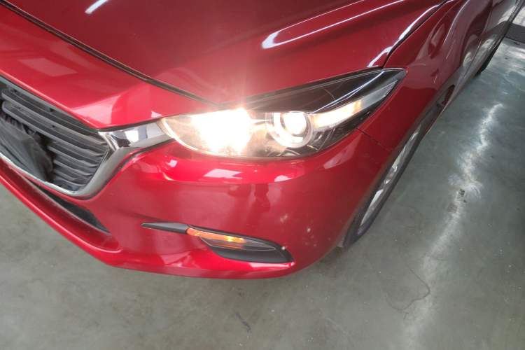 Used Mazda Mazda 3 Axela 2019 Cloud-Controlled Version Sedan 1.5L Automatic Comfort Trim China VI Standard