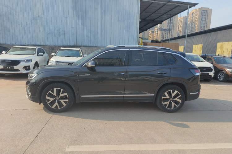 Used Volkswagen Tayron 2023 330TSI Two-Wheel-Drive Luxury Plus Advanced Version
