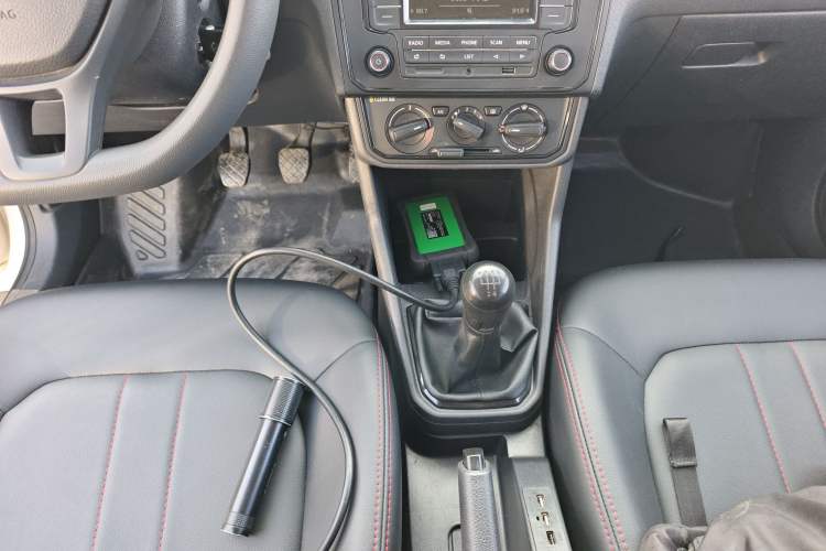 Used Volkswagen Jetta 2017 1.5L Manual Fashion Edition