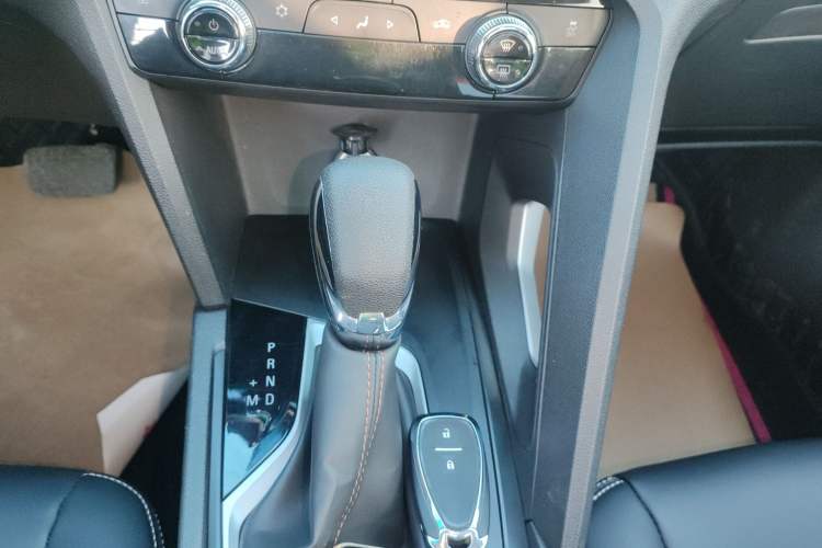 Used Chevrolet Orlando 2018 530T Automatic Luxury Edition (5+2 Model) China V Standard
