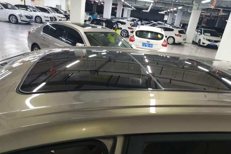 Used Buick GL6 2019 18T 6-Seater Connected Luxury Version China VI Standard
