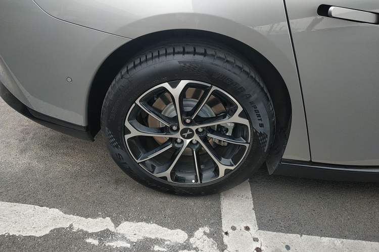 Used XPeng P7 2023 586E
