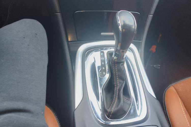 Used Buick Regal 2015 1.6T Elite Tech Model
