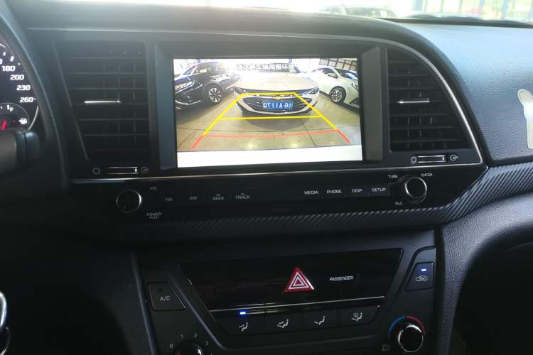 Used Hyundai Elantra 2016 1.4T Dual-Clutch Xuan Dong · Dynamic Version
