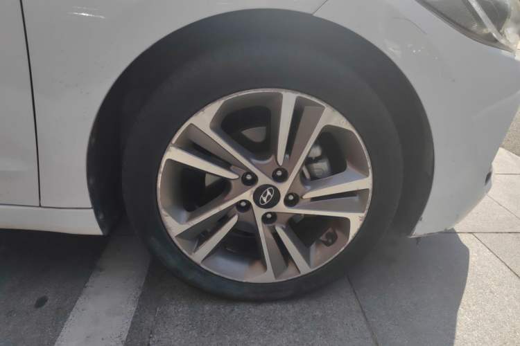 Used Hyundai Elantra 2018 1.6L Automatic 15th Anniversary Special Edition
