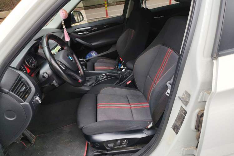 Used BMW X1 2013 sDrive18i Sport Design Package
