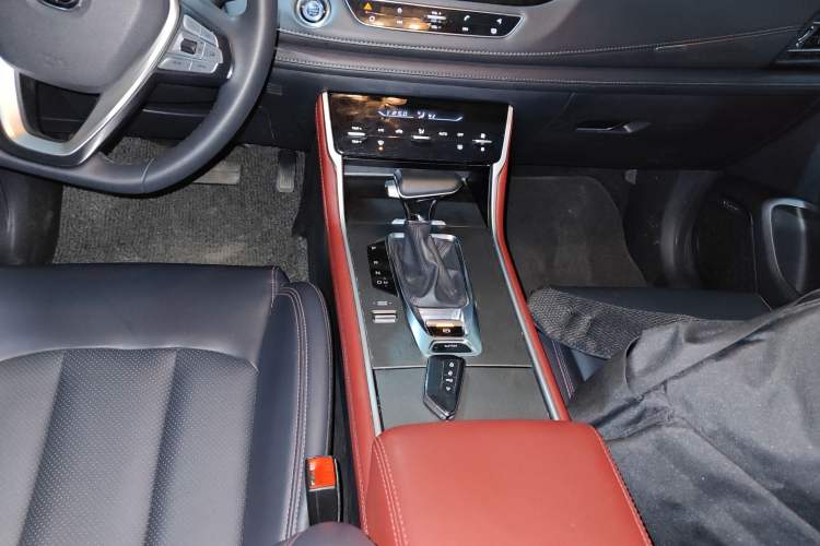 Used Changan CS75 2022 Blue Whale Edition 1.5T DCT Luxury Model
