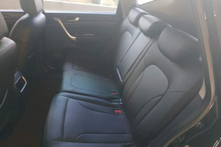 Used Haval M6 2017 1.5T Automatic Two-Wheel Drive Elite Model
