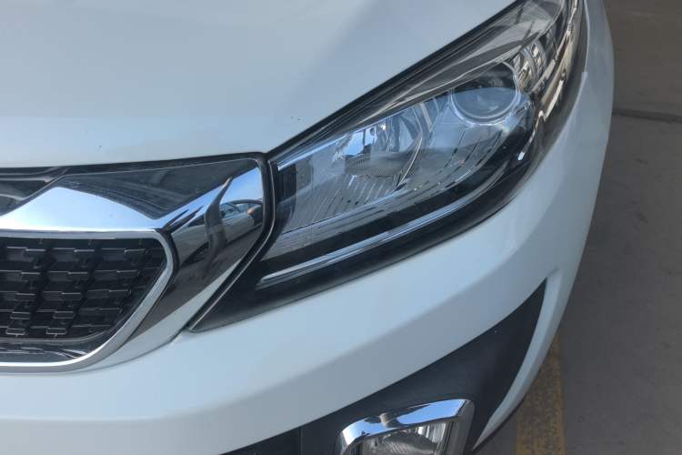 Used  Q35 2016 1.5L Manual Smart Edition
