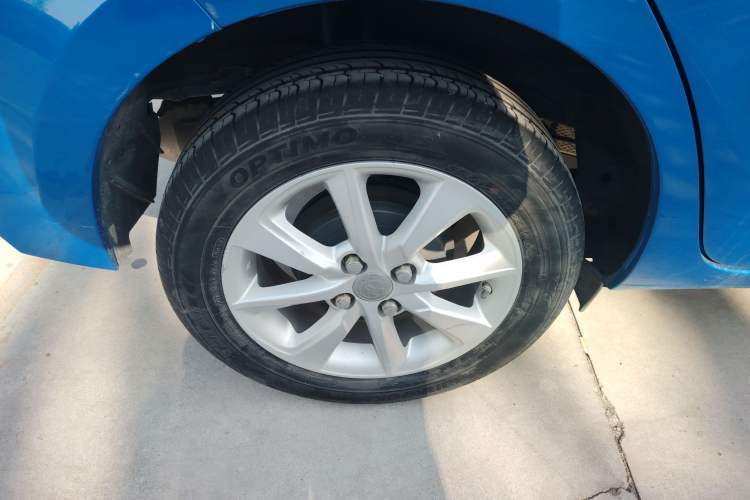 Used Toyota YARiS L 2019 1.5E CVT Dynamic Edition China VI compliant