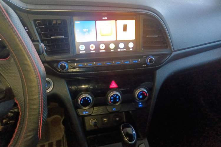 Used Hyundai Elantra 2020 1.4T Dual-Clutch Xuan Dong · Dynamic Version
