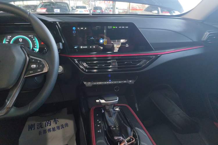 Used Oshan X5 2021 1.5T DCT Flagship Edition
