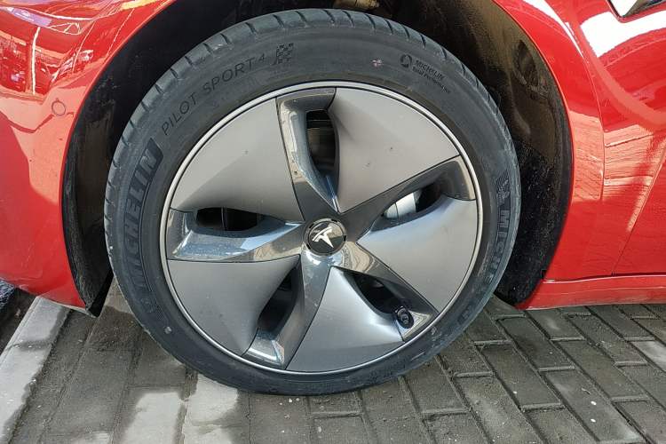 Used Tesla Model 3 2020 Revised Version Standard Range Rear-Wheel Drive – Upgraded Edition
