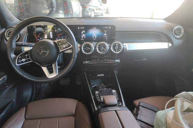 Used Mercedes-Benz GLB 2023 GLB 220 Fashion Model
