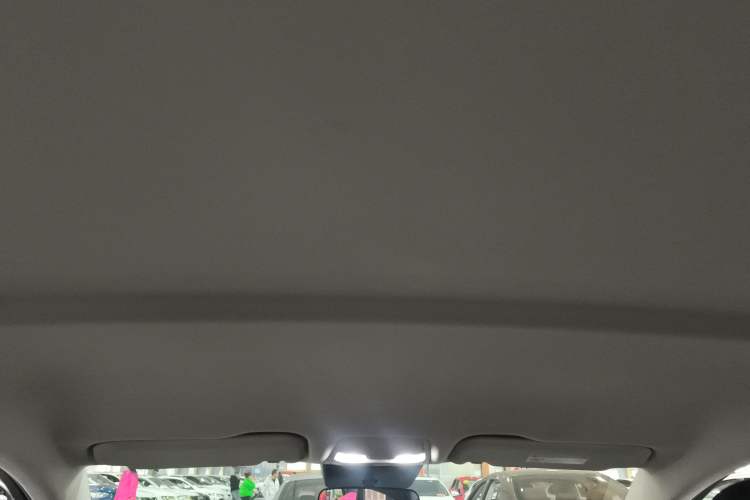 Used Hongqi E-QM5 2024 610 km PLUS
